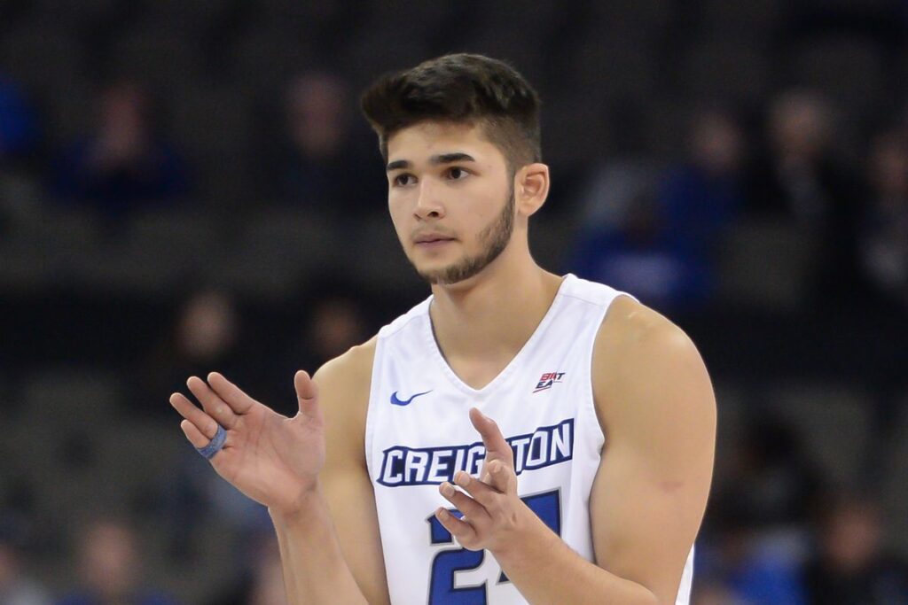 kobe paras